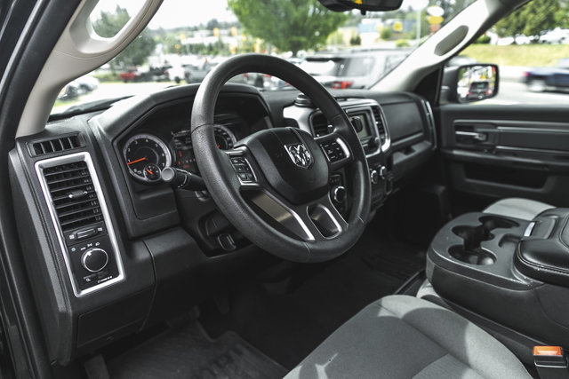 2022 Ram 1500 Classic SLT-19