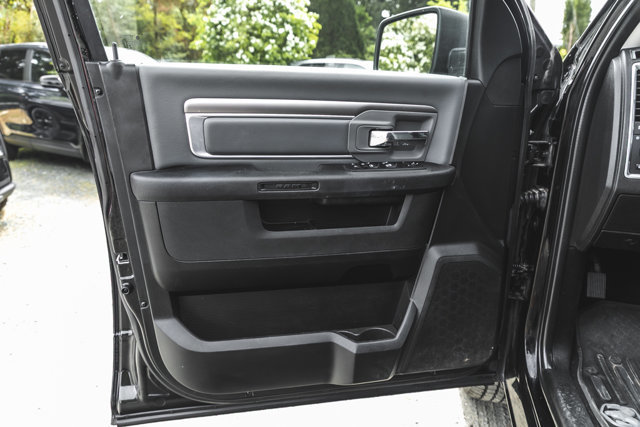 2022 Ram 1500 Classic SLT-16