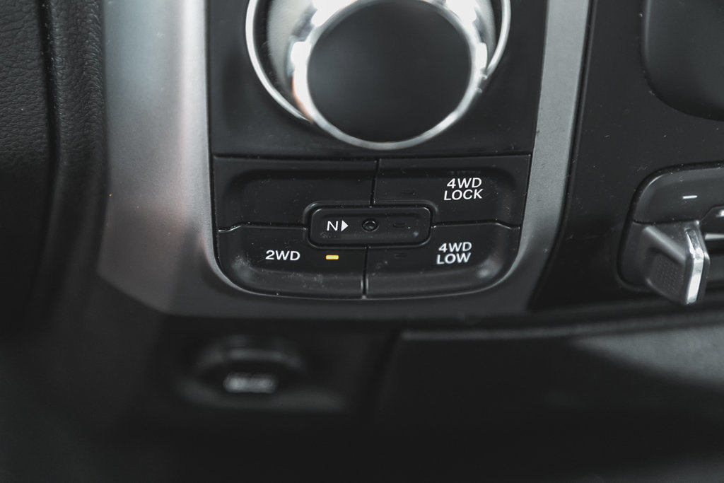 2022 Ram 1500 Classic SLT-36