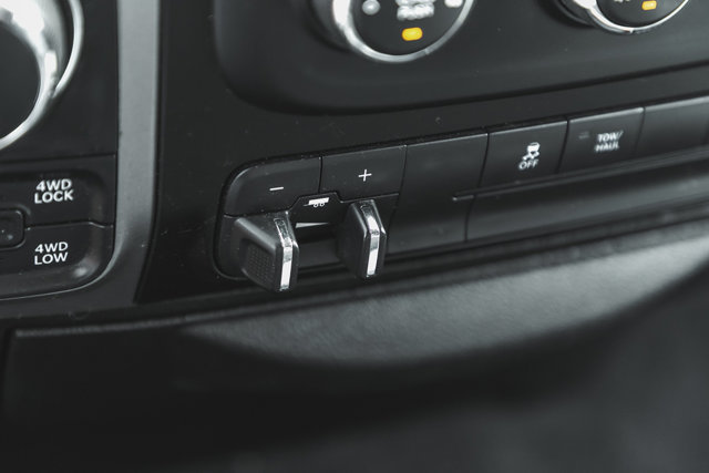 2022 Ram 1500 Classic SLT-37