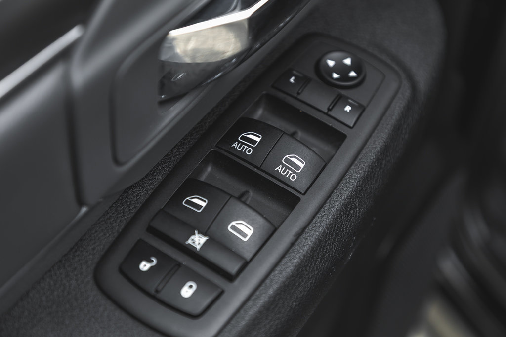 2022 Ram 1500 Classic SLT-17