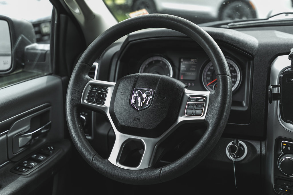 2022 Ram 1500 Classic SLT-25