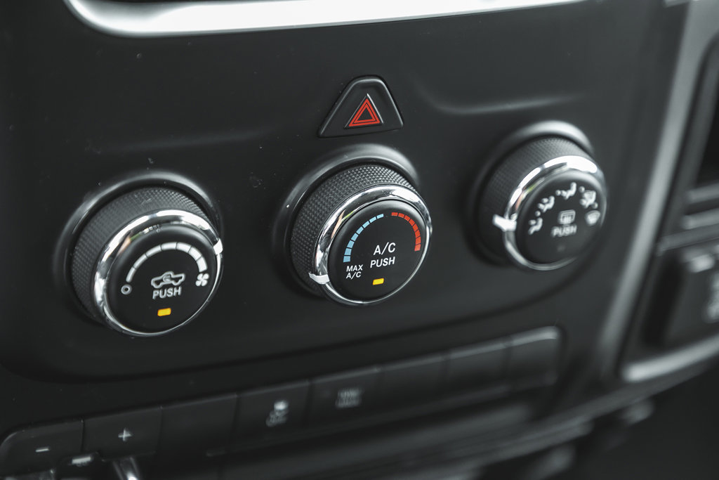2022 Ram 1500 Classic SLT-34