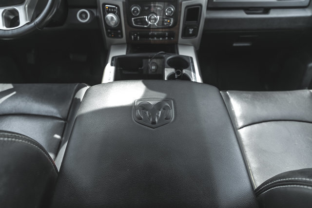 2014 Ram 1500 Laramie-32