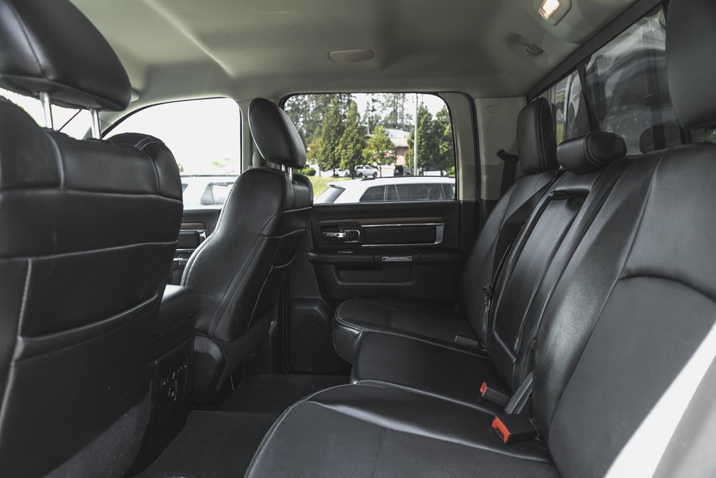 2014 Ram 1500 Laramie-26