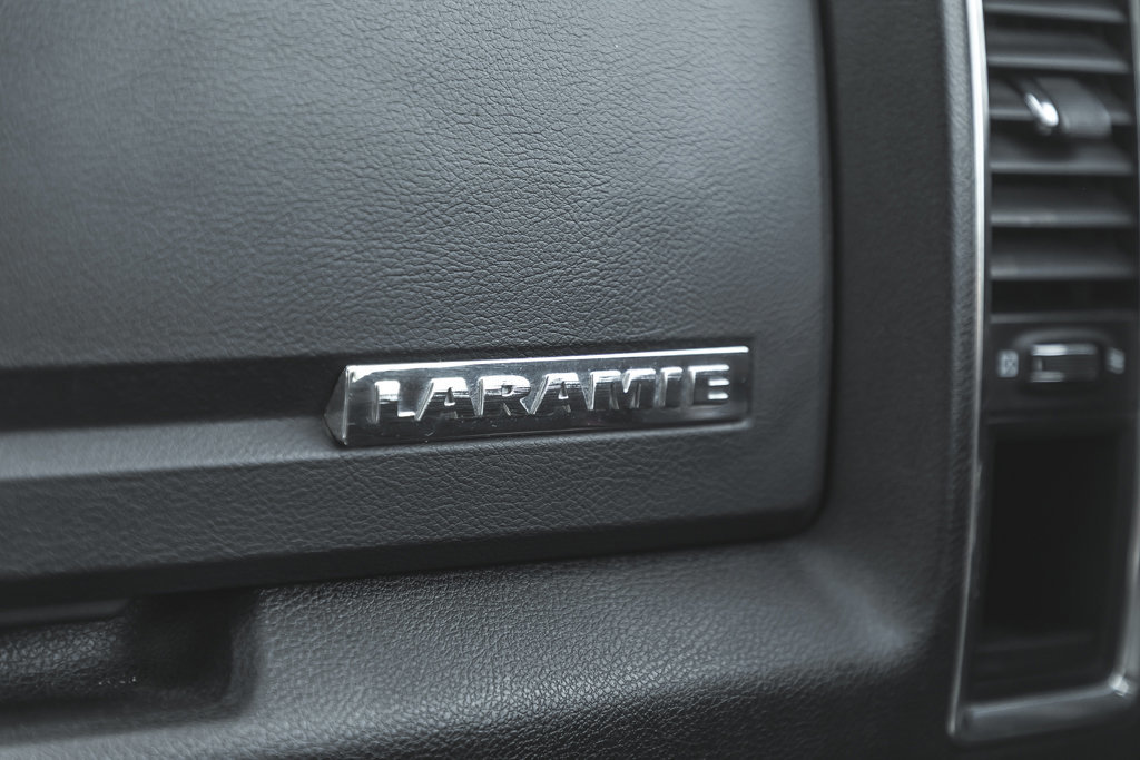 2014 Ram 1500 Laramie-45