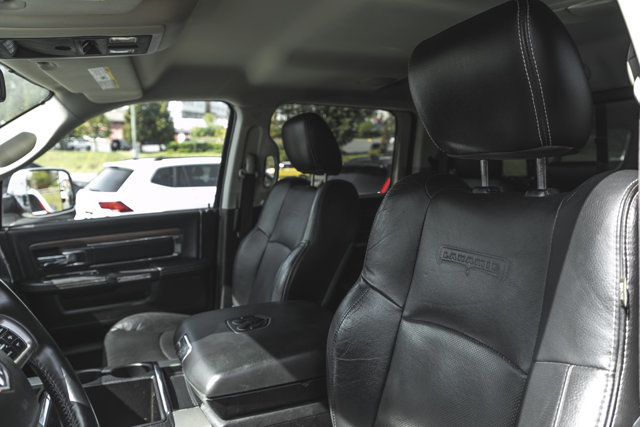2014 Ram 1500 Laramie-23