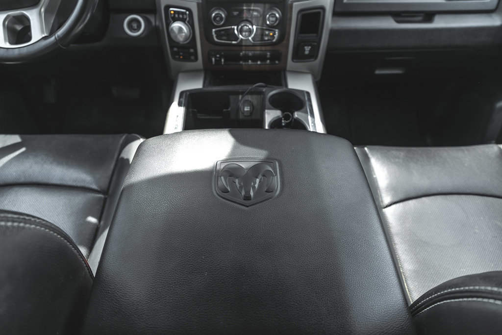 2014 Ram 1500 Laramie-32