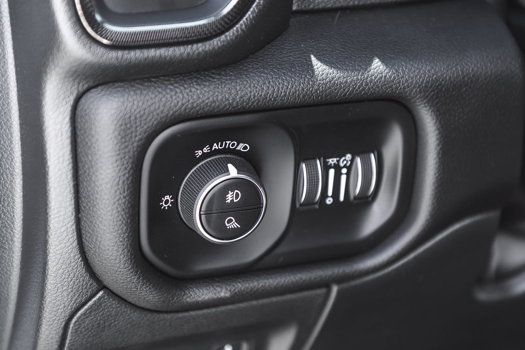 2025 Ram 1500 Sport-17