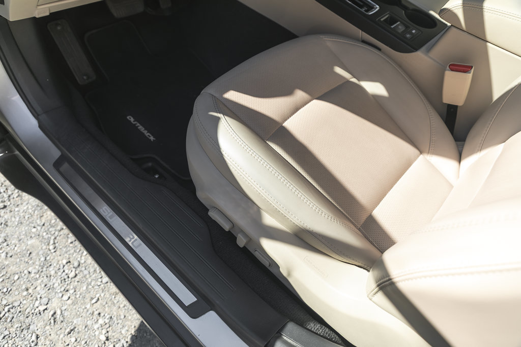 2019 Subaru Outback Limited-18