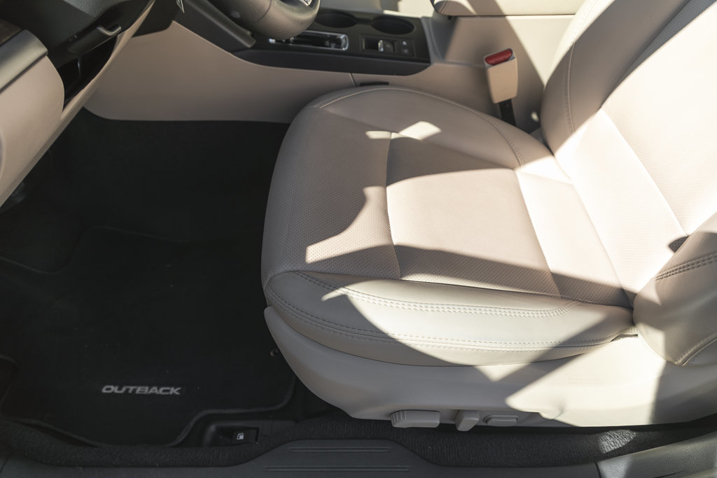 2019 Subaru Outback Limited-19