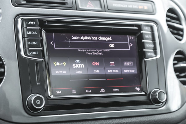 2017 Volkswagen Tiguan Wolfsburg Edition-31