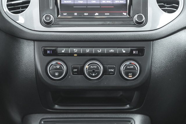 2017 Volkswagen Tiguan Wolfsburg Edition-25