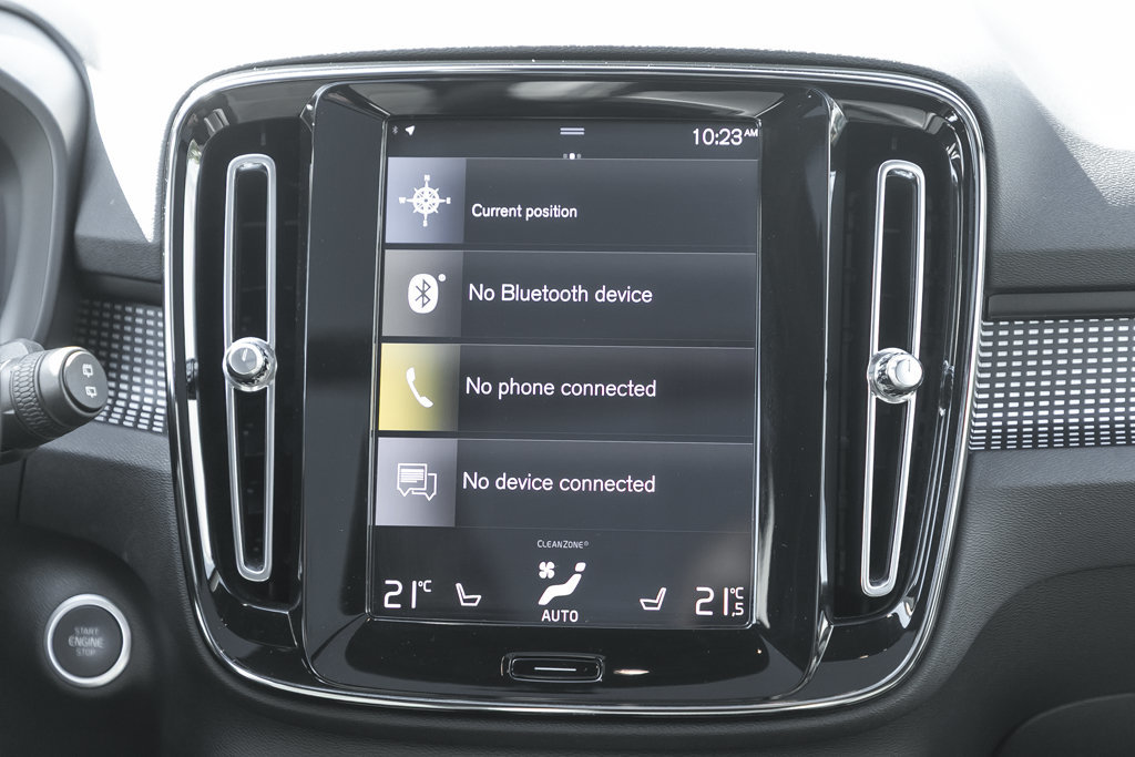 2021 Volvo XC40 R-Design-24