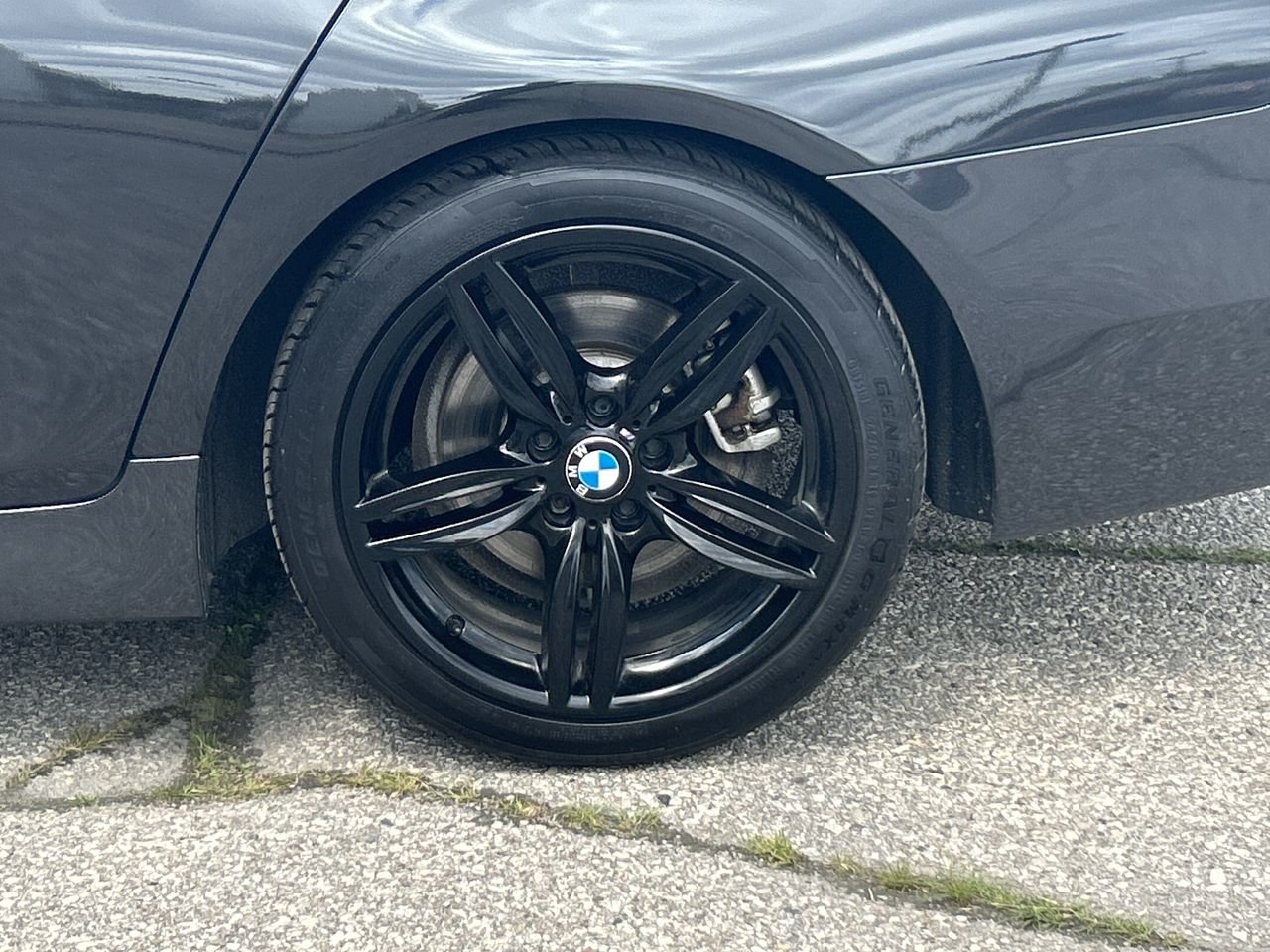 Used 2016  BMW 528i xDrive image 18