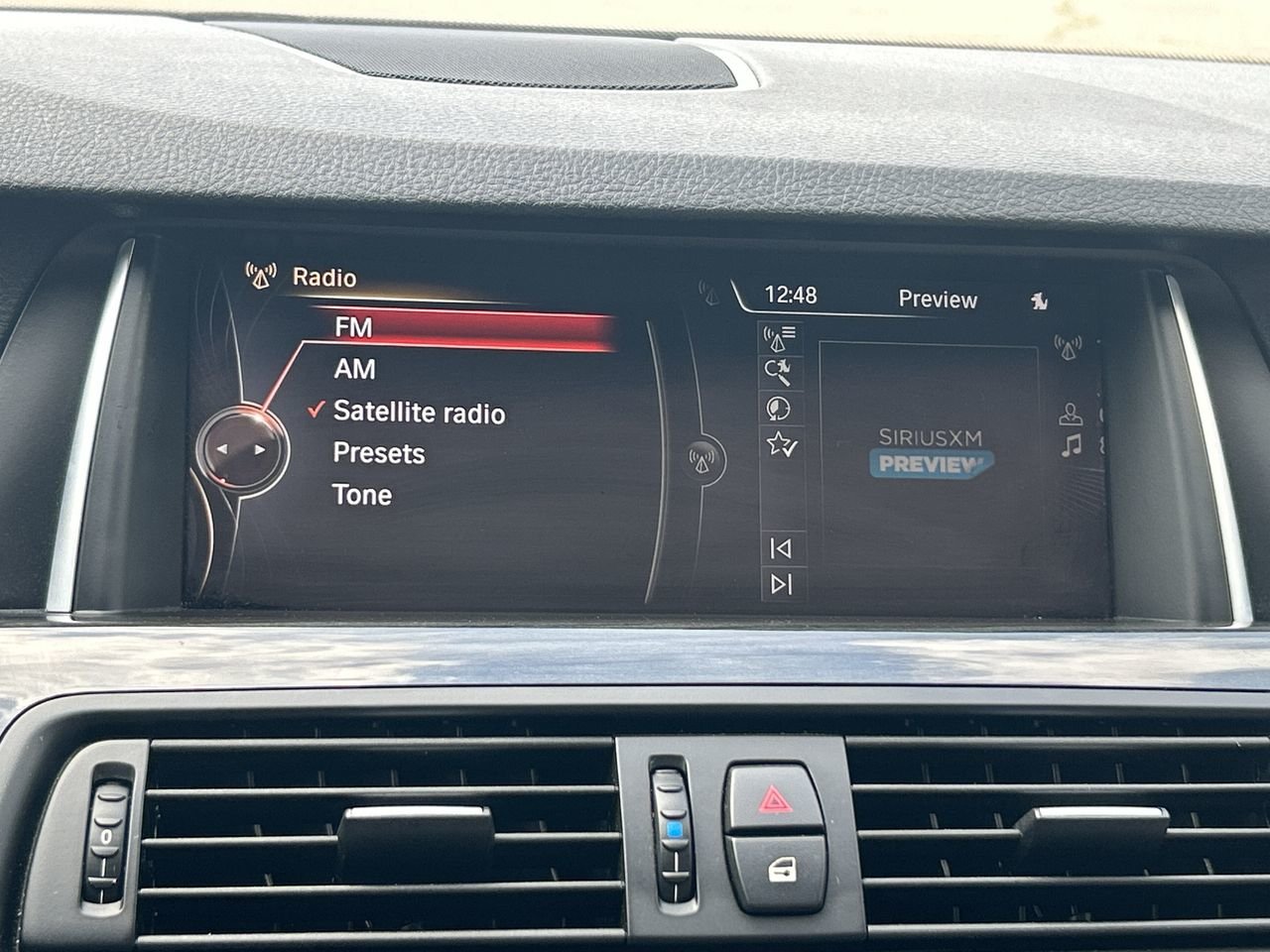 Used 2016  BMW 528i xDrive image 23