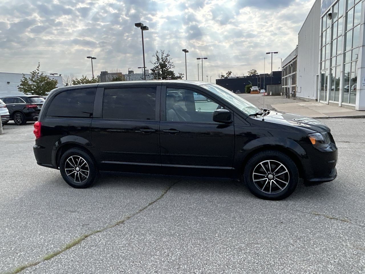 Used 2017  Dodge GT image 11