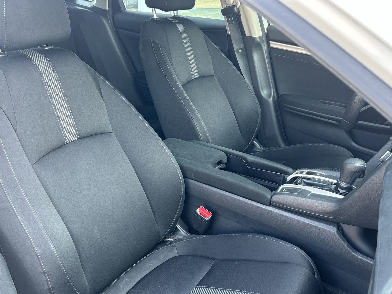 Used 2016  Honda EX image 29