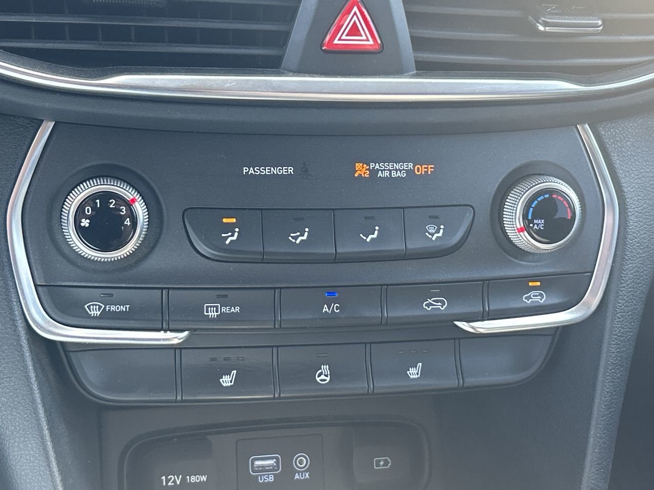 Used 2019  Hyundai Essential image 24