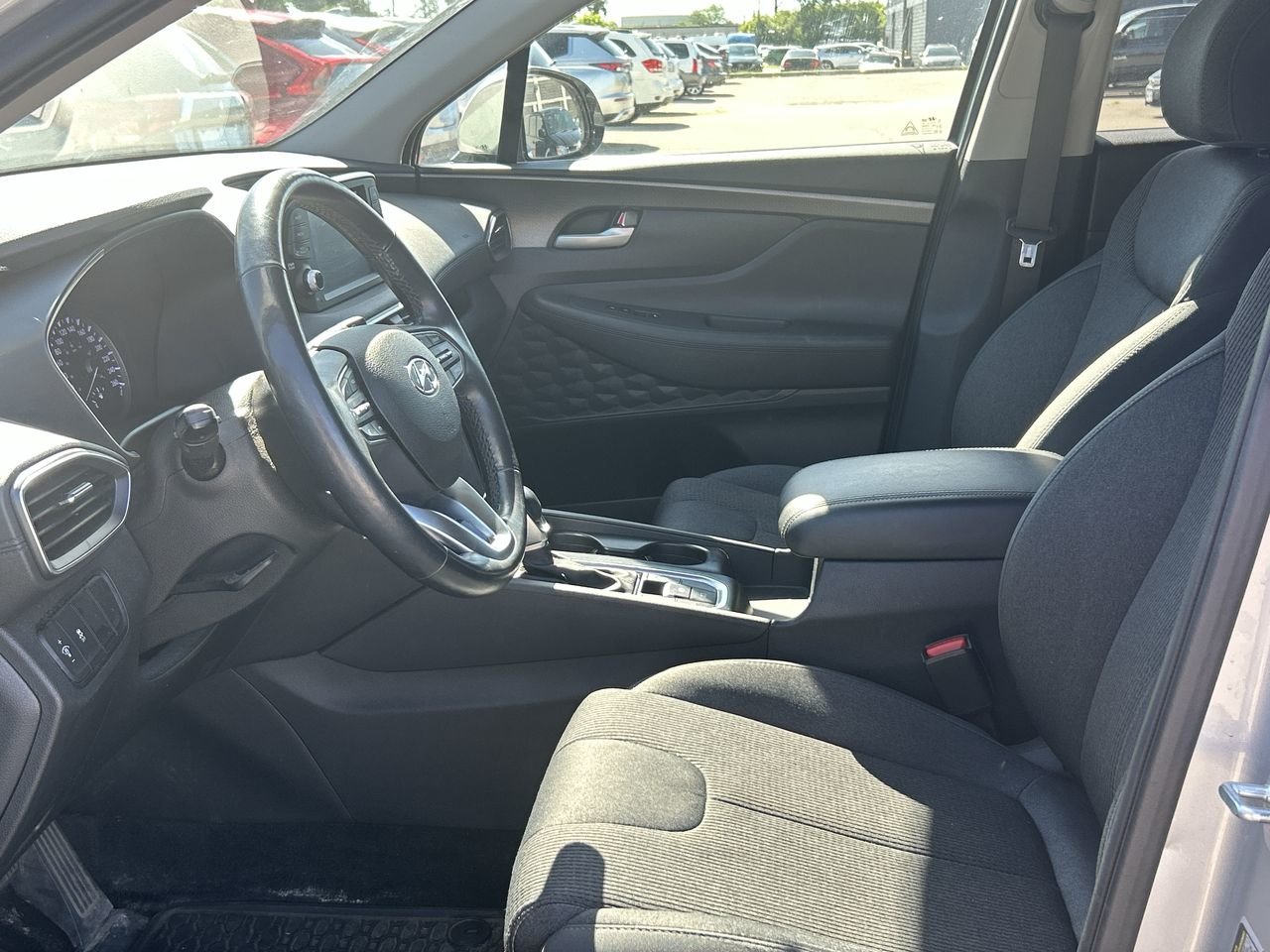 Used 2019  Hyundai Essential image 19