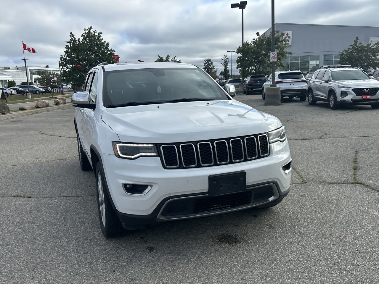 Certified Used 2017 Bright White Jeep Limited image 17