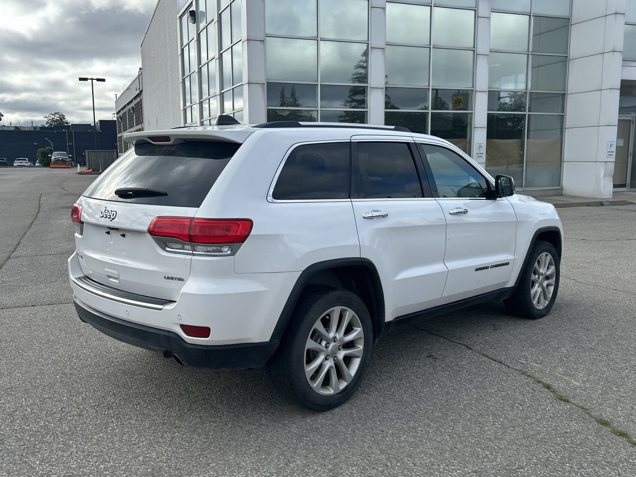 Certified Used 2017 Bright White Jeep Limited image 11