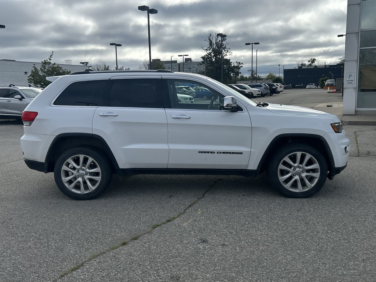 Certified Used 2017 Bright White Jeep Limited image 14