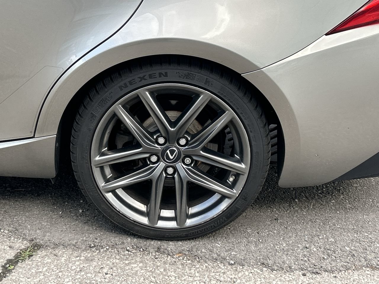 Used 2018  Lexus IS 300 image 18