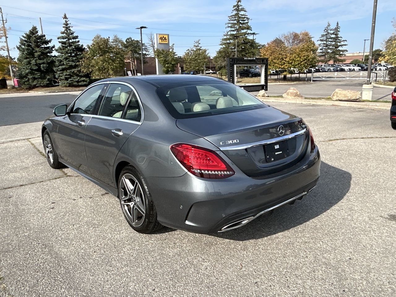 Used 2020  Mercedes-Benz C 300 image 8