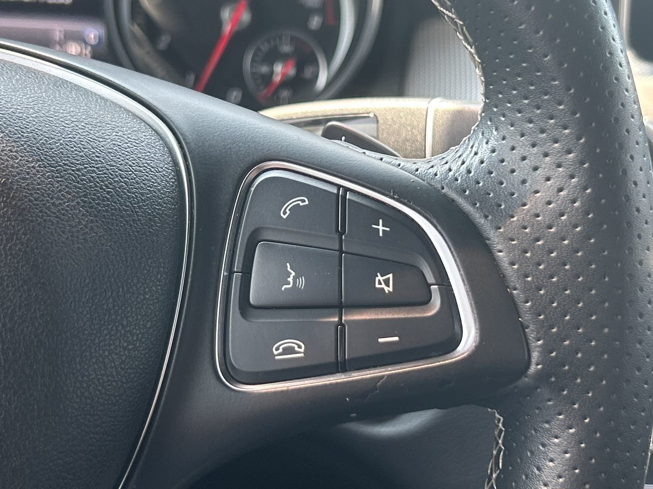 Used 2017  Mercedes-Benz CLA 250 image 22