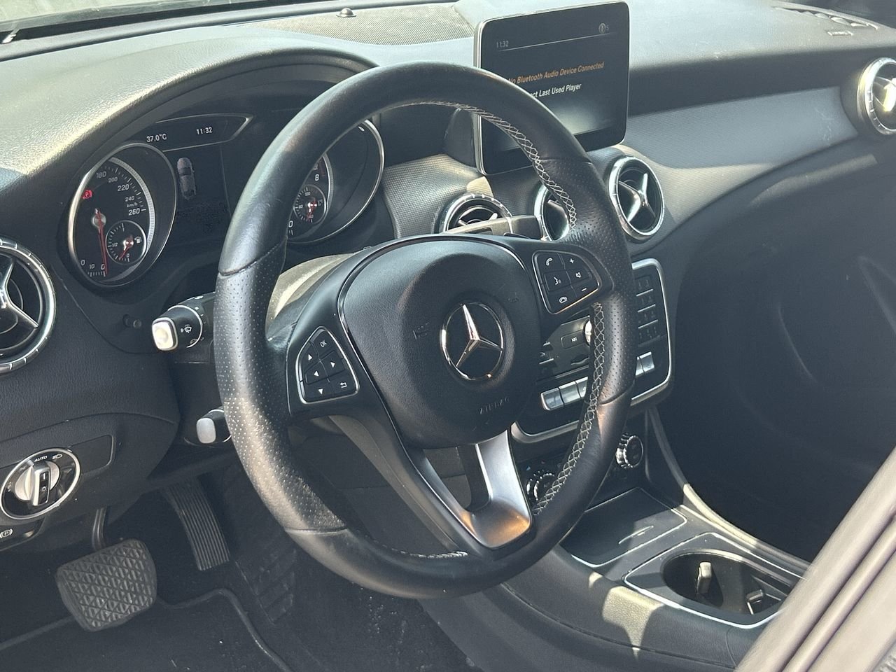 Used 2017  Mercedes-Benz CLA 250 image 20