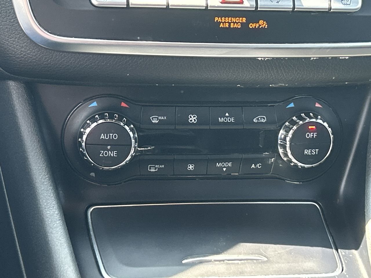 Used 2017  Mercedes-Benz CLA 250 image 25