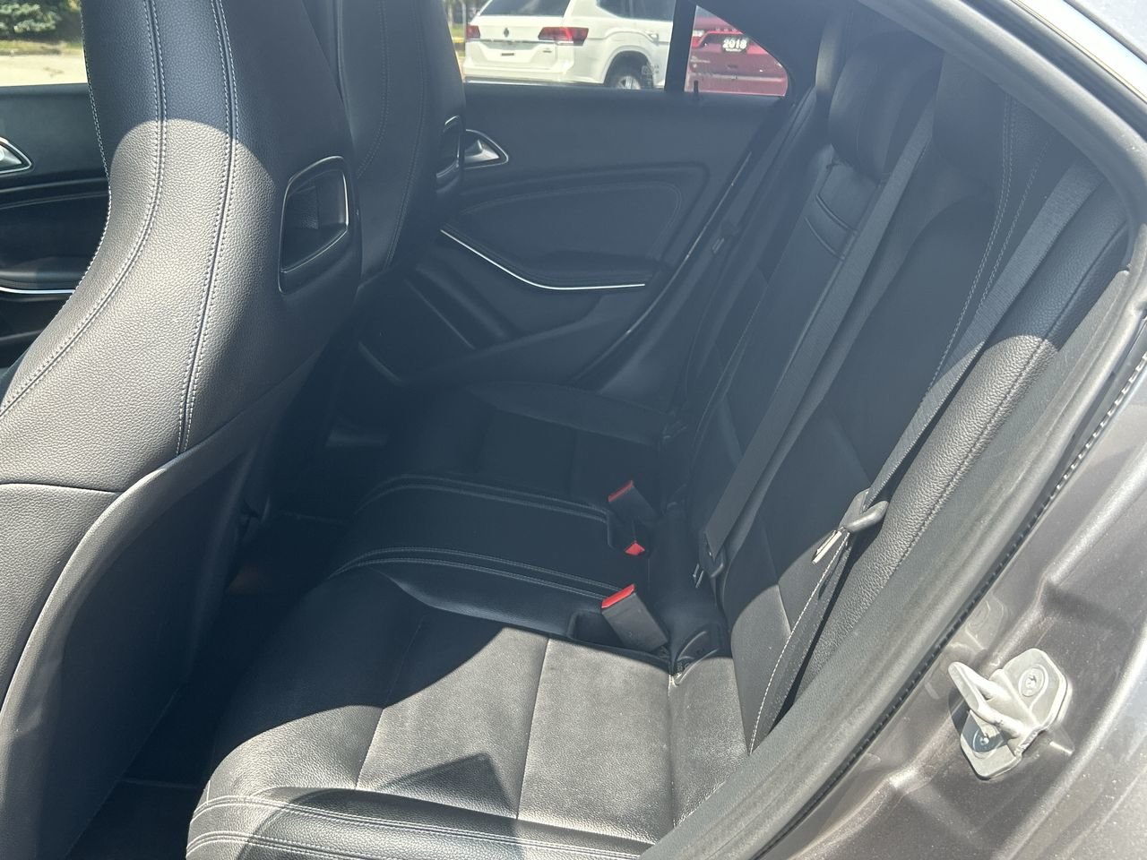Used 2017  Mercedes-Benz CLA 250 image 27