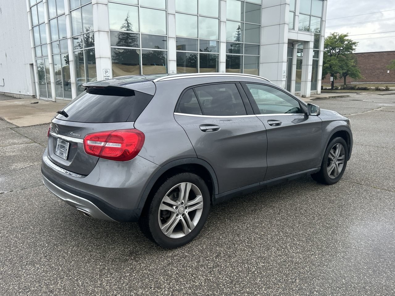 Used 2016  Mercedes-Benz GLA 250 image 11