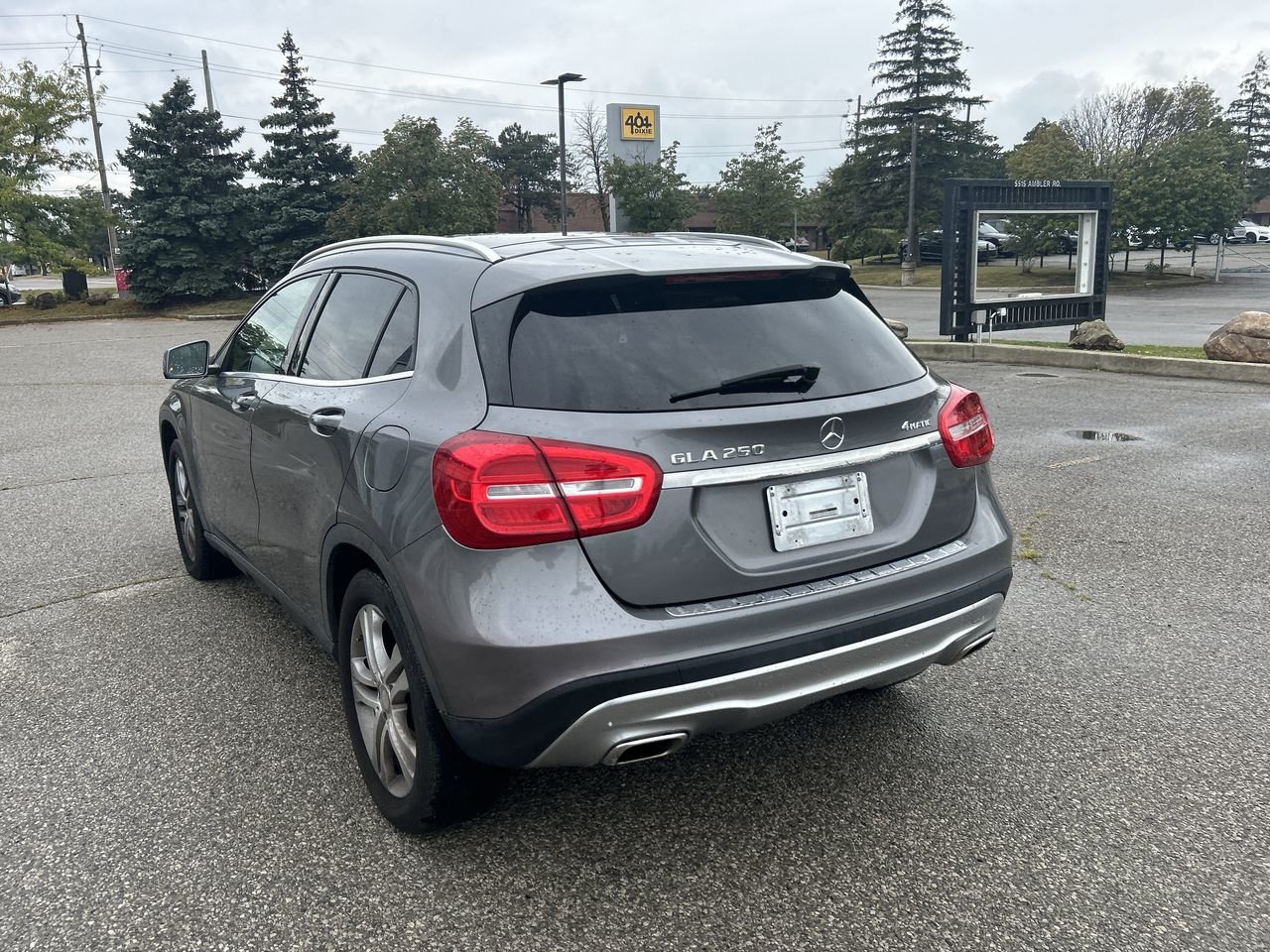 Used 2016  Mercedes-Benz GLA 250 image 8