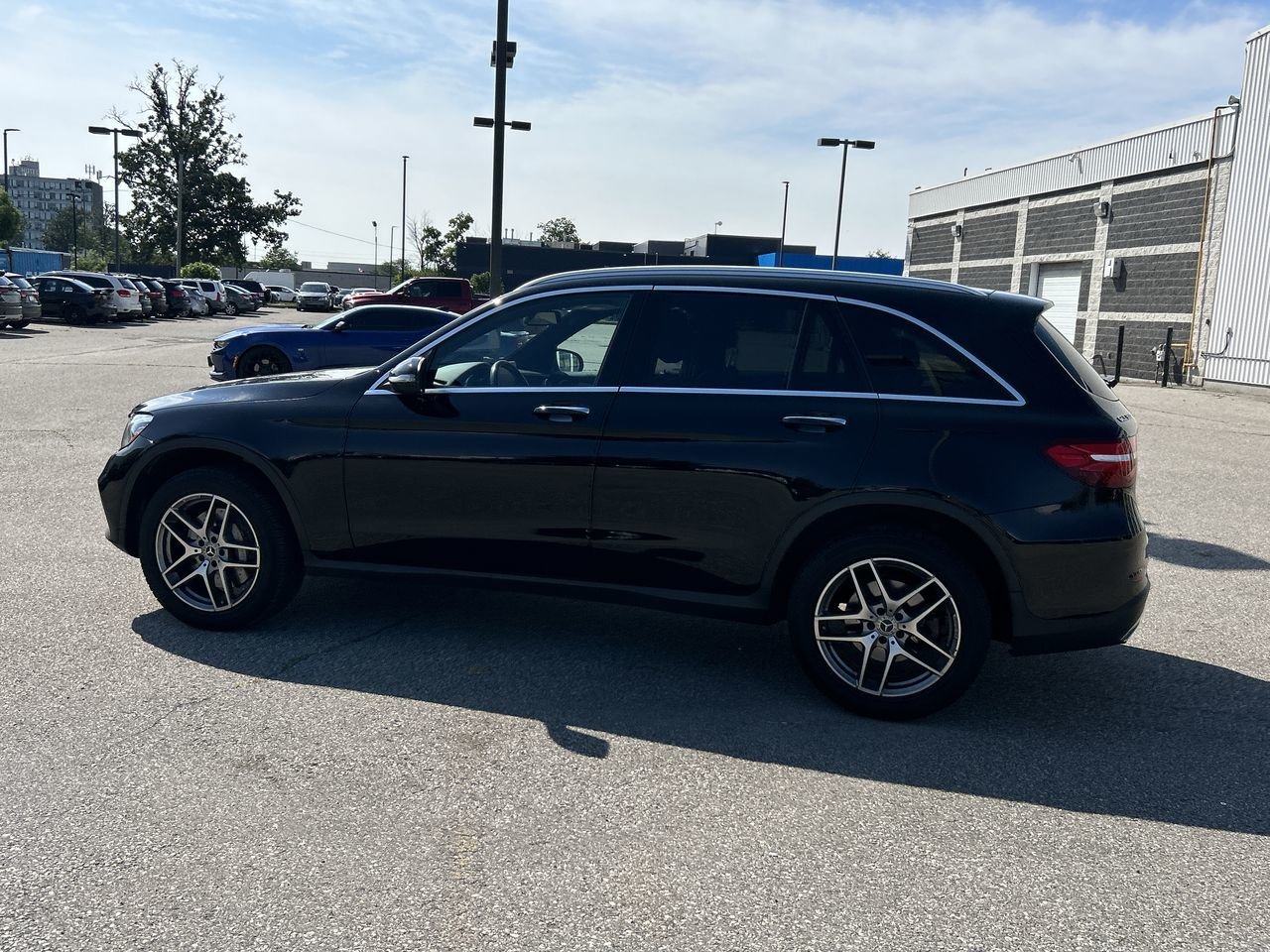 Used 2018  Mercedes-Benz GLC 300 image 3