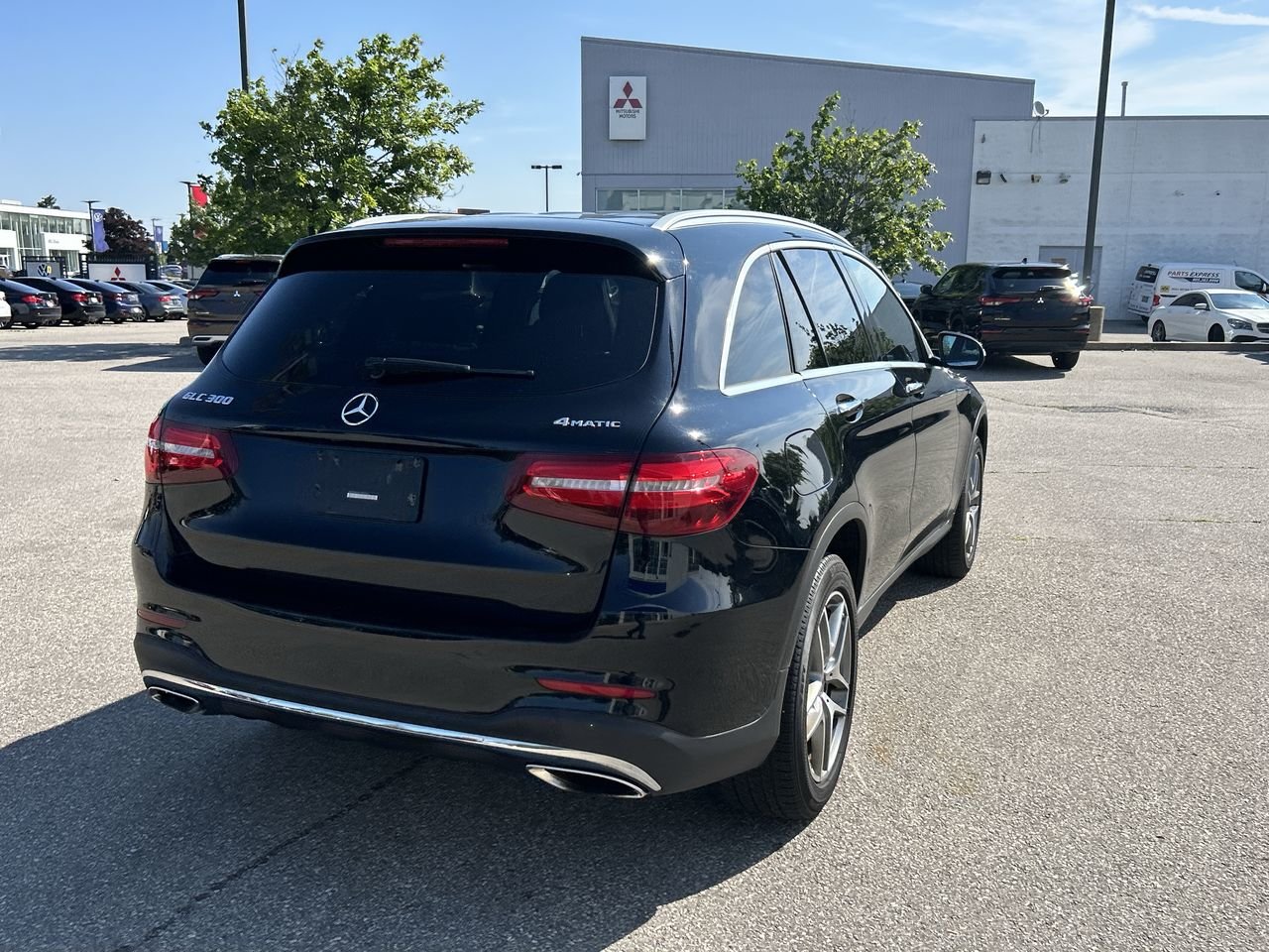 Used 2018  Mercedes-Benz GLC 300 image 8