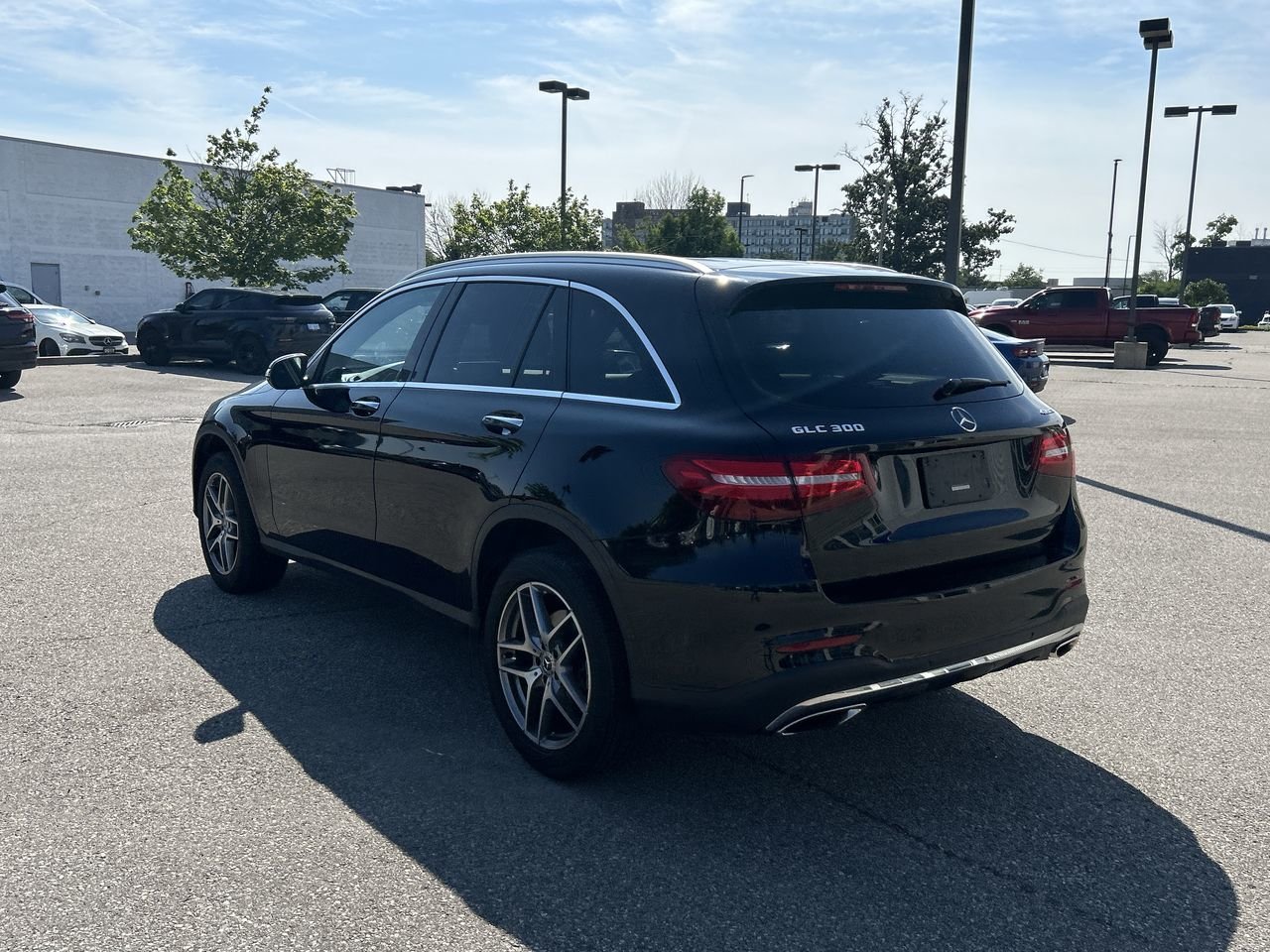 Used 2018  Mercedes-Benz GLC 300 image 5