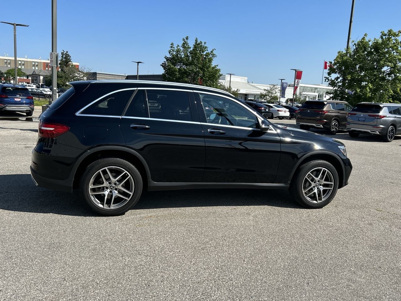 Used 2018  Mercedes-Benz GLC 300 image 11