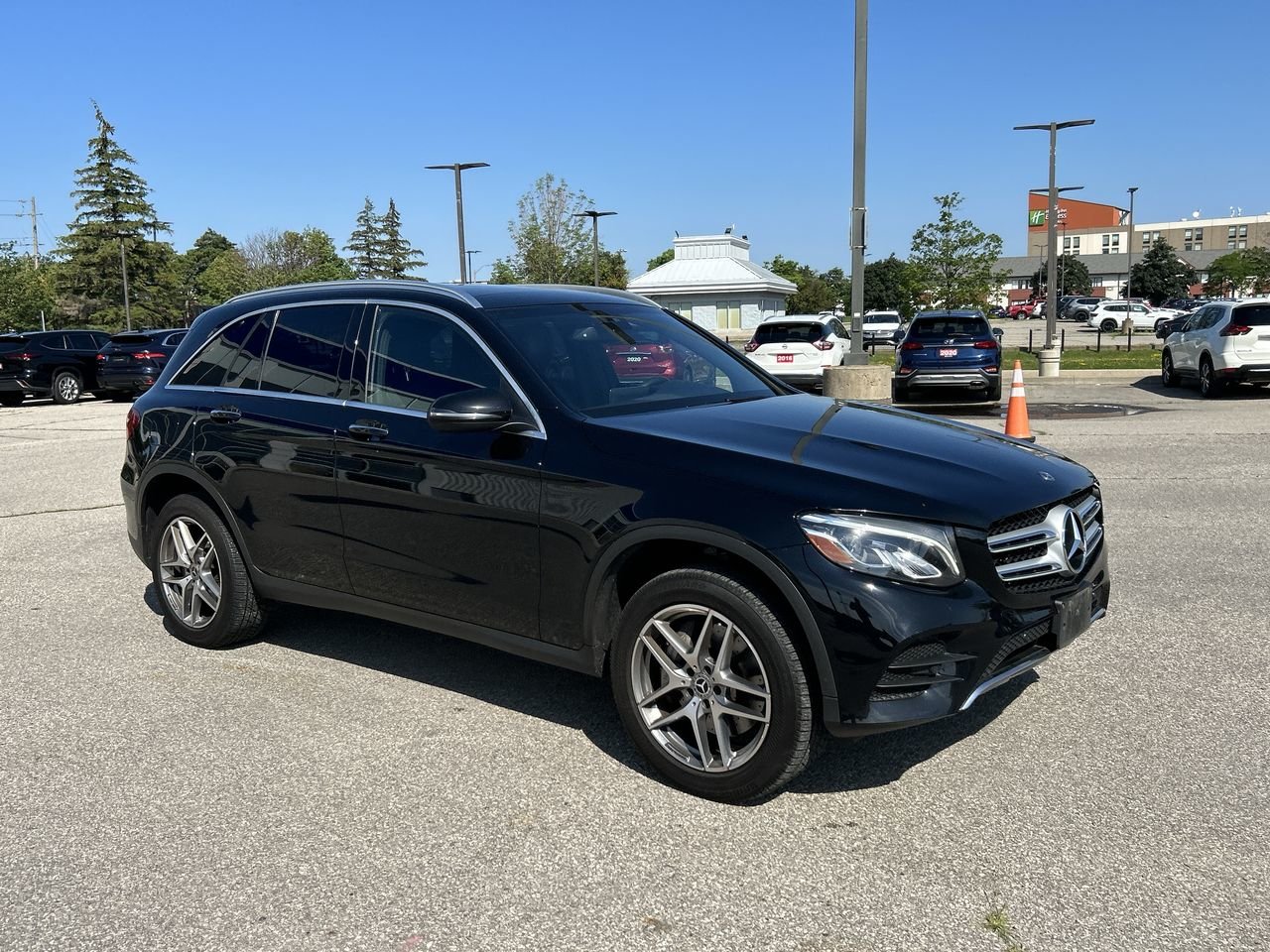 Used 2018  Mercedes-Benz GLC 300 image 14