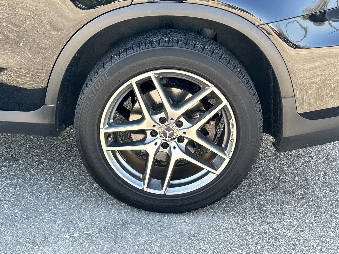 Used 2018  Mercedes-Benz GLC 300 image 18