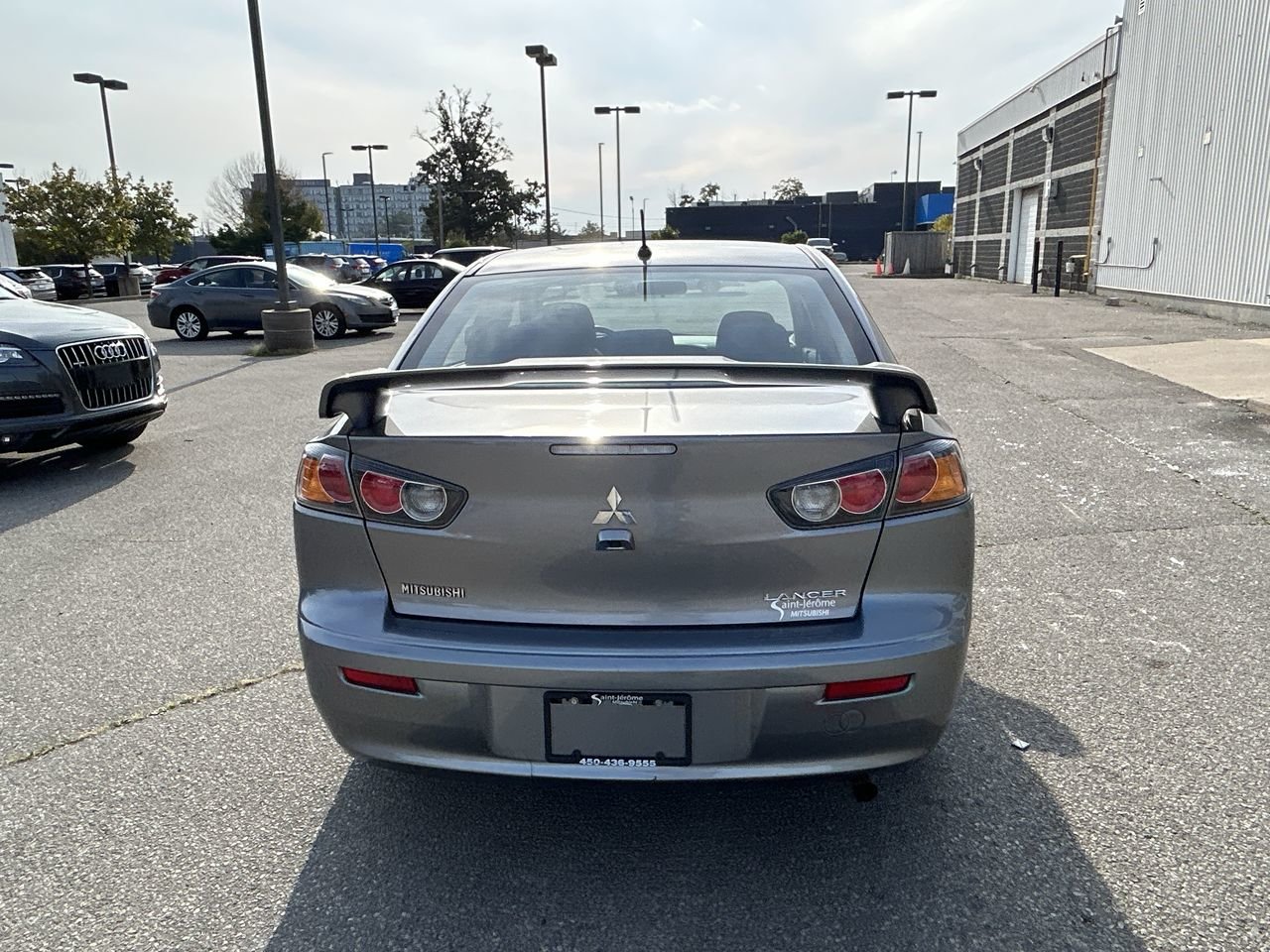 Used 2017  Mitsubishi  image 9