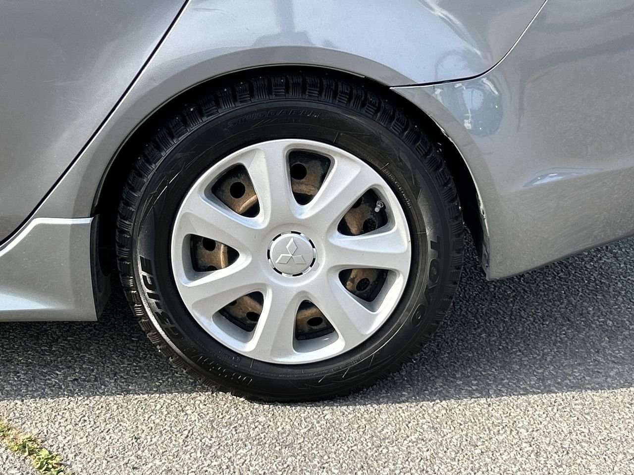 Used 2017  Mitsubishi  image 18