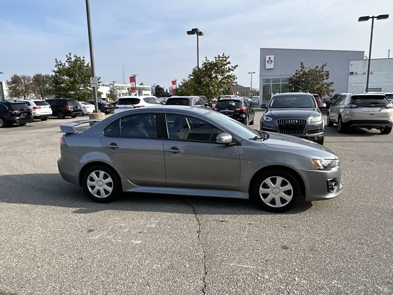 Used 2017  Mitsubishi  image 14