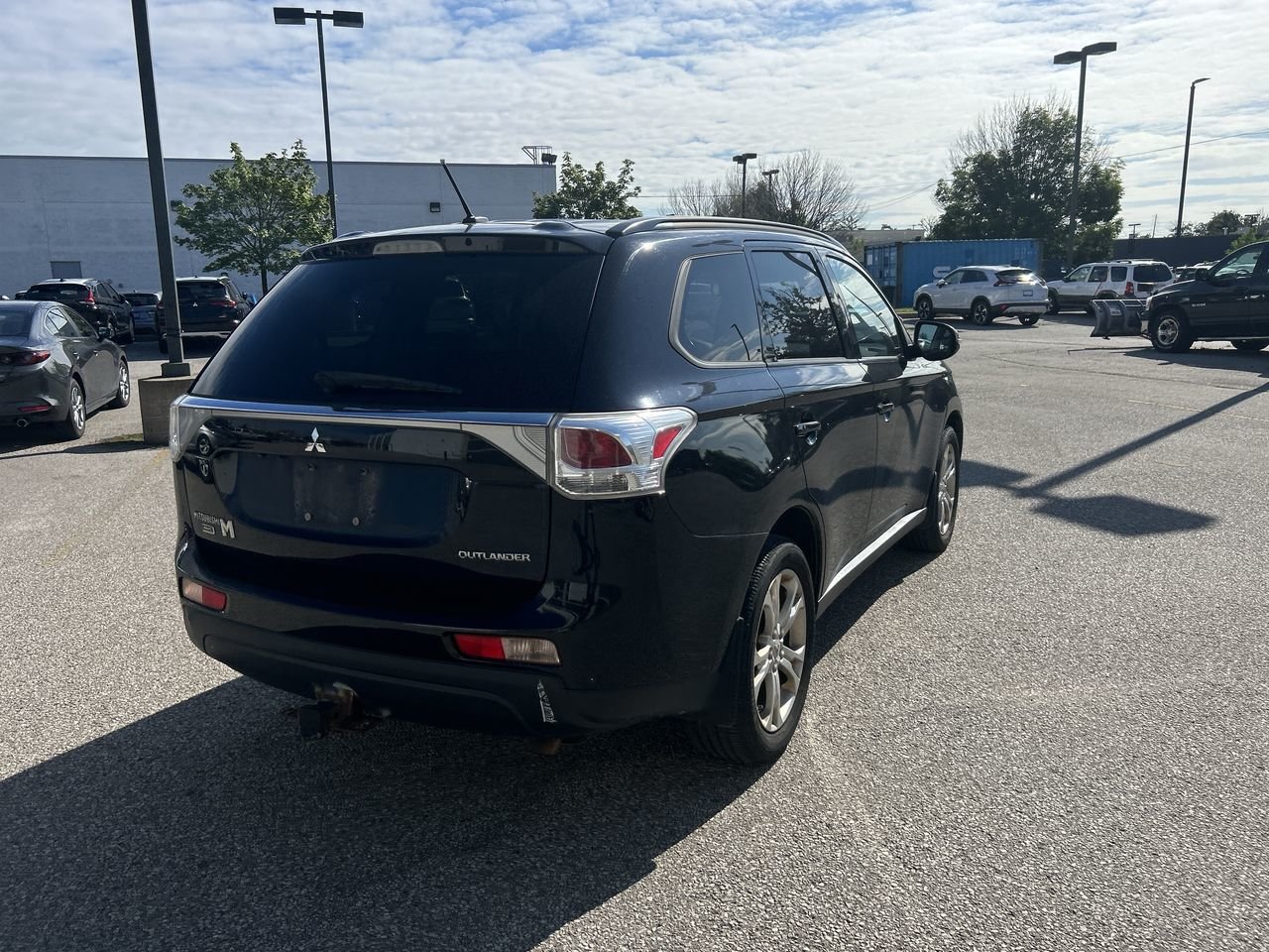 Used 2014  Mitsubishi SE image 10
