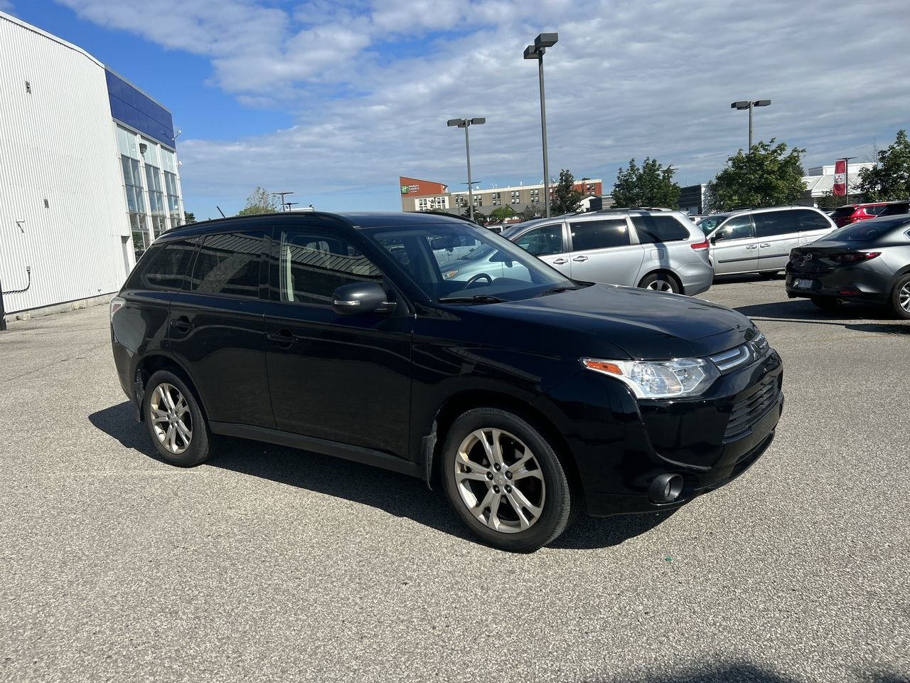Used 2014  Mitsubishi SE image 15