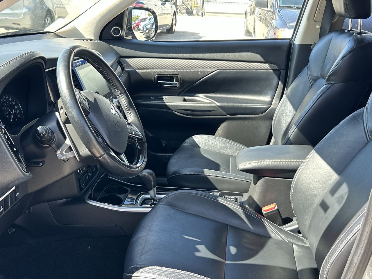 Used 2020  Mitsubishi GT image 19