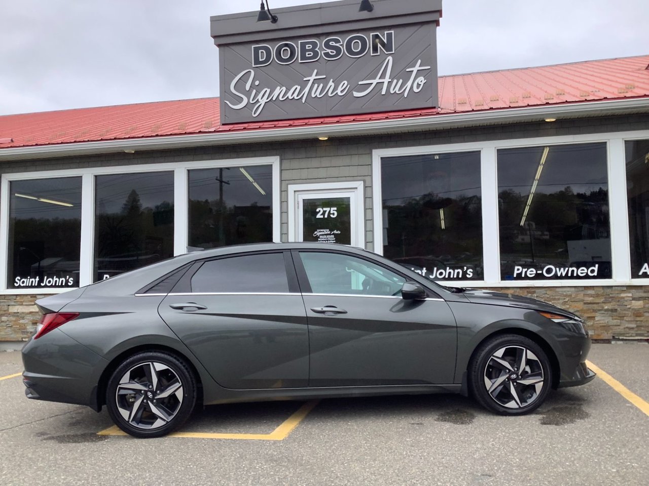 Hyundai Elantra Hybrid Luxury FWD 2023