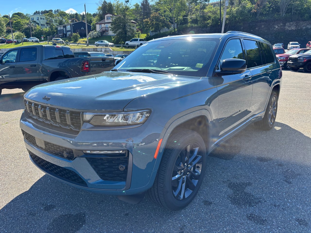 Gray (STEEL BLUE) 2026 Jeep Grand Cherokee L Altitude 4WD SUV / Crossover Four-Wheel Drive Automatic
