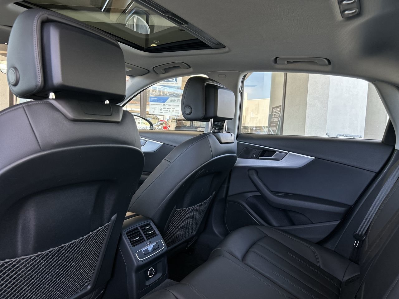 Used 2019 Manhattan Grey Met Audi 2.0T Progressiv quattro 7 sp image 29